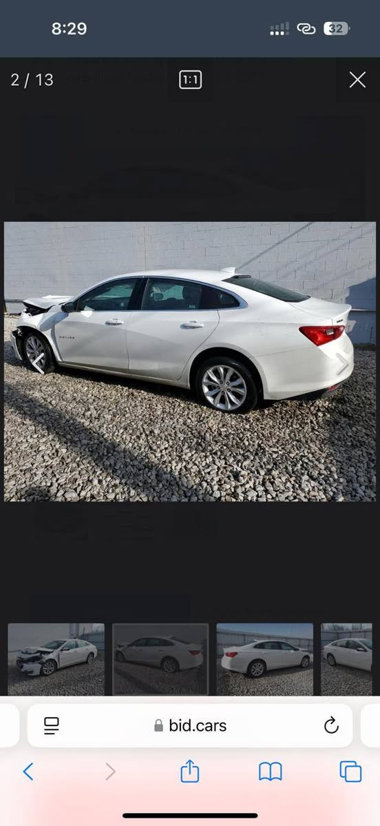 شفروليه ماليبو LT 2023 رقم (اربيل)
حاليا مرقمة كامل 
الظرر موضح بالمنشور + صور السونر 
إيرباك ستيرن فقط ✅

المواصفات:

• المحرك 1500 تيربو
• محرك، كير، تبريد، طخم بحالة الشركة
• ماشية 91000 ميل
• بصمة تشغيل + بصمة ابواب
• نظام اوتو ستوب +
• رادار أمامي + تحديد مسار
• كشن كهربائي
• هاند بريك بصمة
• ويل 17
• تنبيه عند الاقتراب
• Apple CarPlay & Android Auto

💵 السعر:12,500$
***********
 واتس او اتصال
