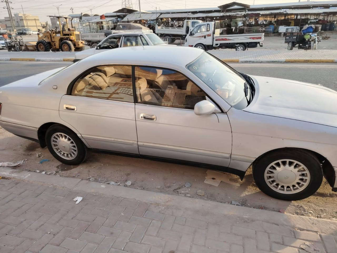 اللهم صل على محمد وال محمد
السلام عليكم من رخصت الادمن 
بطه مديل 94 رقم انكليزي جديد سياره مكفوله من الكص والنقل رقم واسط شرط تحويل مباشر راعيه موجود كير ومكينه خير من الله لاتنقيص ولاتبخير حتى صبغ مامصبوغه سياره عام تواصل ع رقم *********** 
سعر 58 وبيه مجال للشراي وهواي اكو بل سوك سيارات لحد يتصل ويكسر بحلال الناس علمنا السياره مكانه كربلاء حي الأطباء
