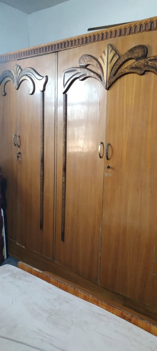 غرفة اخشاب مستعملة ٦ باب شغل عراقي
نظيفة سعر ٤٥٠ الف 🌹💐
العنوان هيت شارع القائم مقامية قرب مجمع العيساوي *********** واتساب
