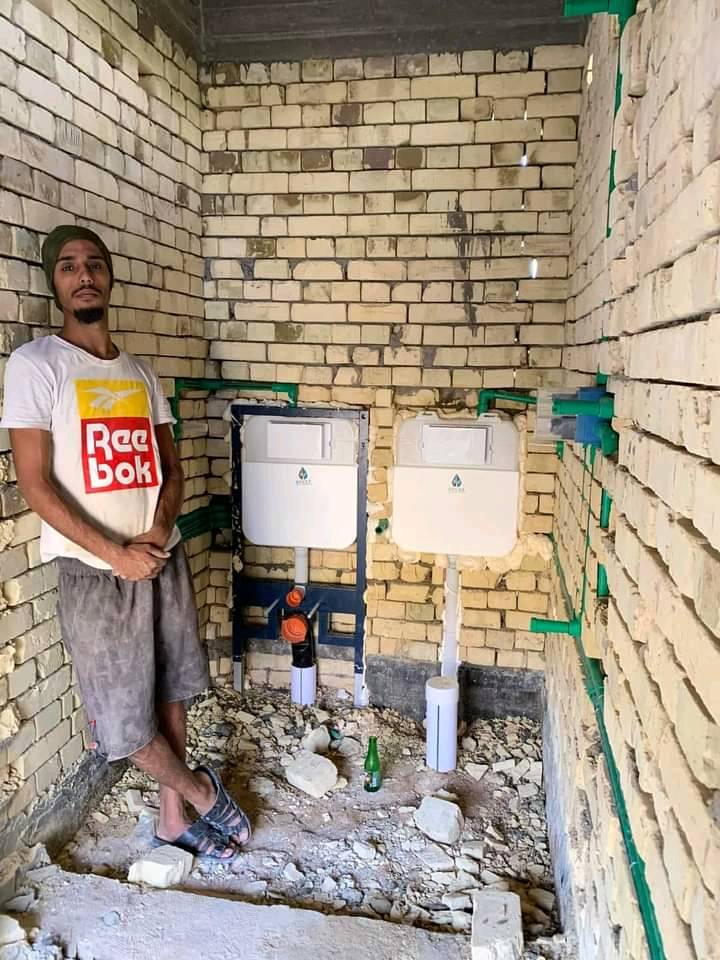 سباك تسيسات صحيه عامه ماء ومجاري تقطير السبالت الغاز عمل منضومه تانكيات 