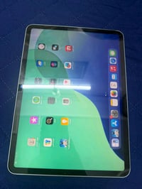 ايباد 11برو M2 للبيع ايباد  نضافه 💯  البطاريه 89 تفحص حاسبه  اذا بي شخ...