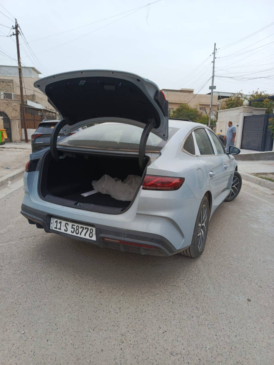 السلام عليكم للبيع بي واي دي كن L موديل2025 زيرو السياره ماشيه فقط للترقيم وراجعه بحاله الوكاله مكانها بغداد السعر 24 مليون و 500

‭0790 540 5105‬
