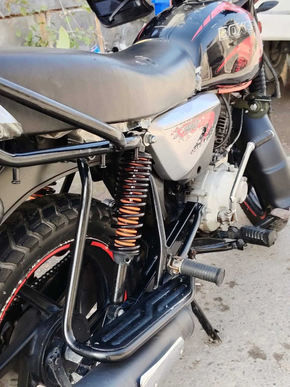 دراجه بوكسر 2023 شهر 9
دراجه ما بيها اي نقص كلها شغاله سرعه ومعدل مجفته قبل سبوعين دراجه ناعمه أوراقها كامله  سعرها 1150 وبيها مجال 
*********** واتساب
