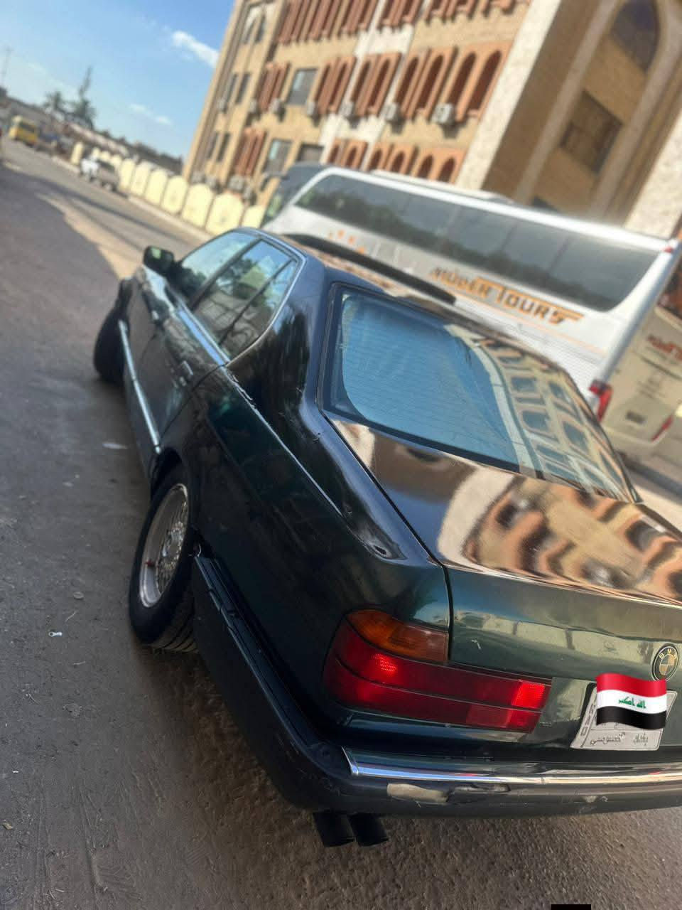 سلام عليكم بي ام مديل1992دبل ايرباك سياره كير محرك خير من الله صدر تخم تاير تبريد قطعتين ثلج حماوه انسه كهربائيات كلها شغاله زنون سلايد طكتين سماعات مضغم بلاتوث غرفه جديده سياره مابيها نقص برغي جاهزه من كلشي رقم بغداد صاحبه ميجاوب انطيك رقمه ومستمسكاته ونته ويا ابيع هيج اكفلها سرقه وعشاير السعر ٢٧قفل مكاني بغداد البنوك ***********
