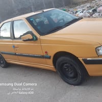 بيجو باص ٢٠١٥ مكان بغداد العبيدي شارع ٢٠  اني مكلف بلنشر موبايل 077139...