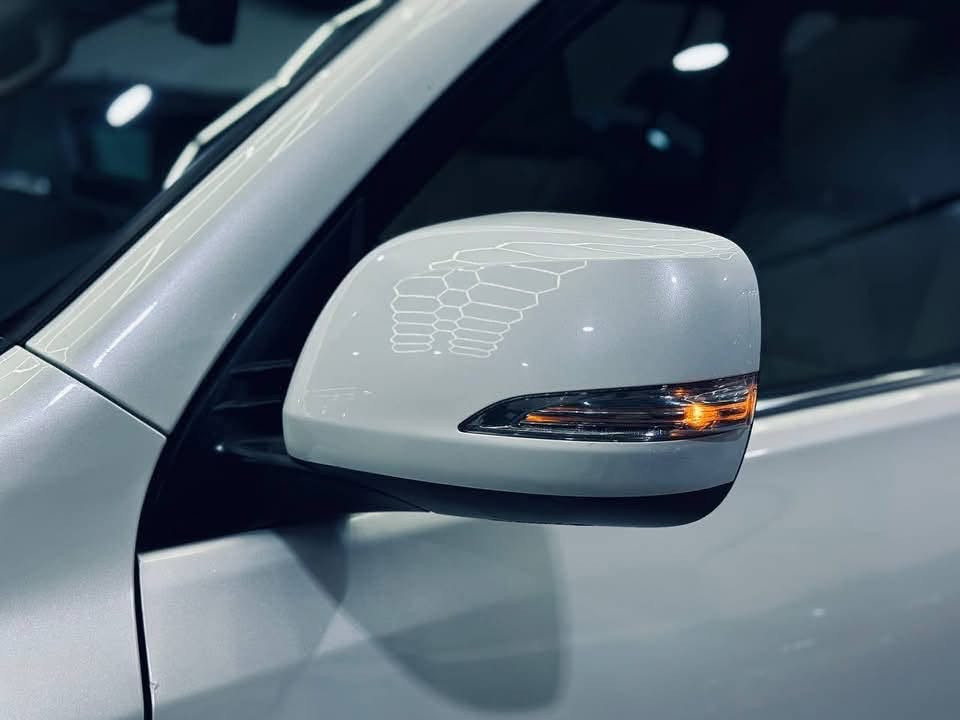 لكزز GX 460. 2023
محرك V8.  4600cc 
رقم بغداد 
السياره ضررها صبغ 3 قطع
ماشيه 30,000m
سلايت 
كشنات جلد تدفئه تبريد 
ميموري كشنات 
ستيرن كهرباء 
رادار امام توقف ذاتي 
نقط عمياء 
تحديد مسار  
فور ويل + دبل 
ستيرن تدفئه 
وضعيات سبورت  وكمفورت 

وكثيره المواصفات الخ ….
مكان السياره نجف 
مرقم بغداد شرط التحويل 

*********** واتساب
