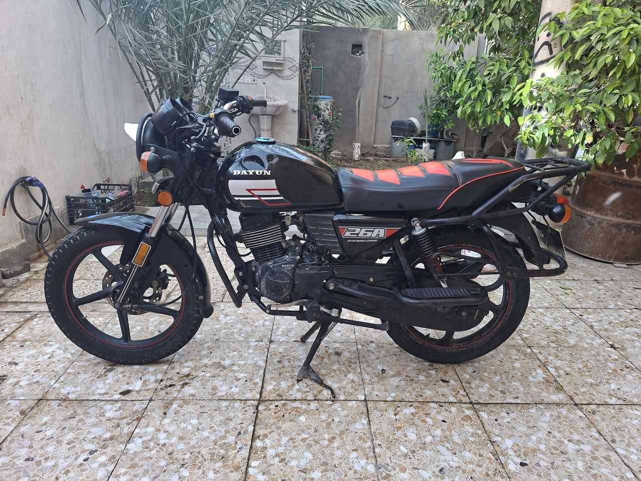 دايوان مديل ٢٠ اوراق اصولي مكفوله مكينه ٢٠٠ سويج سجينه
السعر واحد و١٠٠ بيه مجال شراي هاذ رقمي عنواني كوت مركز 
***********
