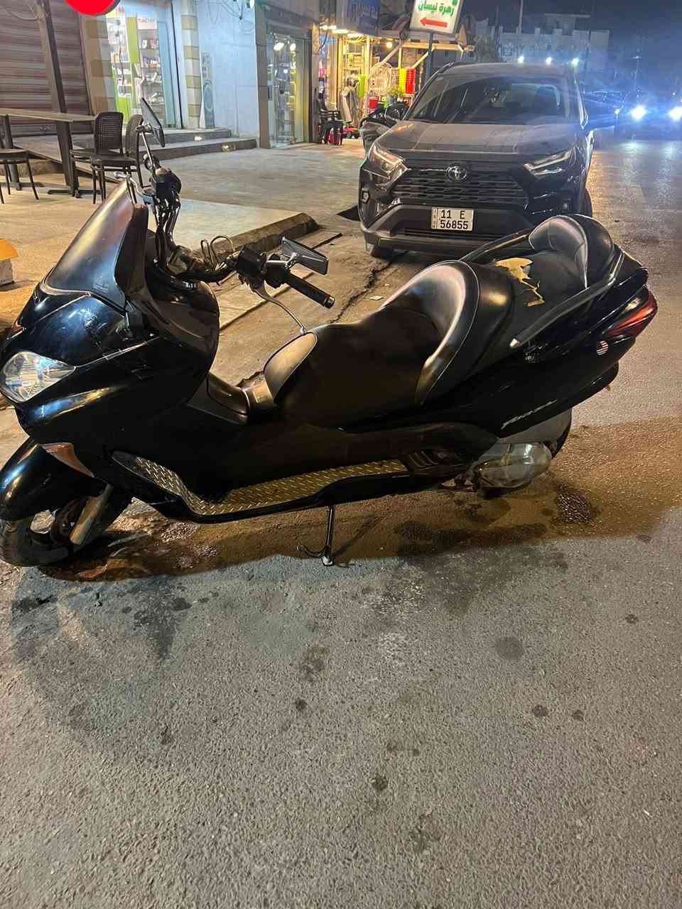 سلام عليكم
فورزه 08 كير 
3 وضعيات قياده 
6 نمر 
الدراجه كامله مابيها نقص 
جديده وعله ايدي 
تجي وتشوف بعينك 
مكاني الصليخ 
سعرها مليون و 100 وبيها مجال 
***********
