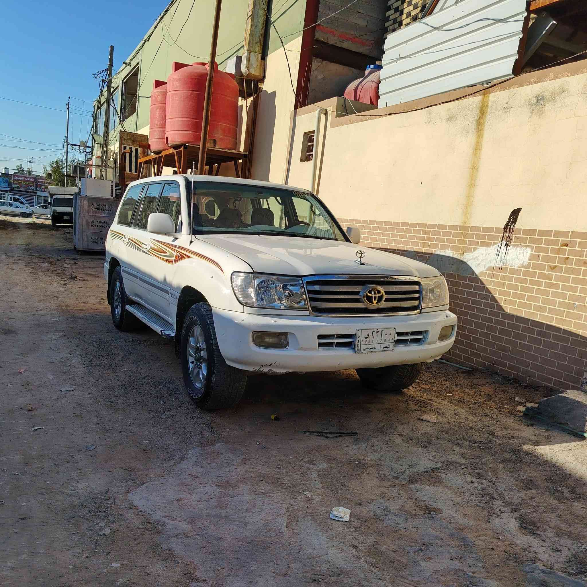 لاندكروز موديل ٢٠٠٧ أصل فول مواصفات 6سلندر كير اوتماتيك ثلاجة فتحه 3قطع تبريد دفلك فور ويل شغال فتحه رقم بصره/العنوان نجف السعر١٣٠ وبيه مجال/***********
