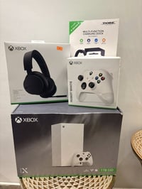 اكس بوكس سيريس اكس • ١ تيرا • لوك ستيكر