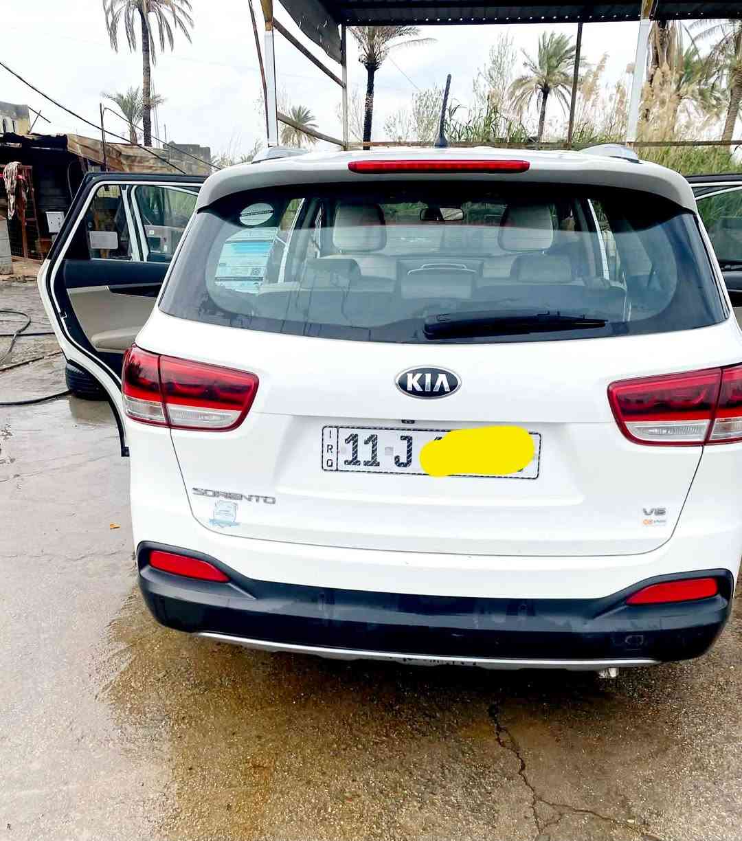 سورنتو موديل 2018 خليجي بيها ربع البنيد صبغ فقط مكينتها 6سلندر مبدل بيها كازكيت ومكفولة تخم تاير جديد صدرها جديد سيارة ماتصرف عليها شي ان شاءالله وسعرها مناسب مكاني بغداد العامرية ***********
