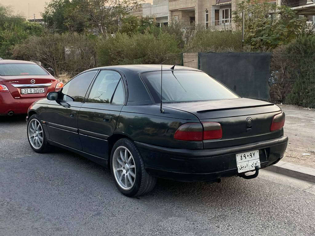 ئەم سەیارە بۆ فرۆشتن 
ئۆپل گامیش مۆدیل ١٩٩٦
مەکینە ٢٠ ی کەپسە
گێر تۆماتیک
تەبرید بە شەرت
جام کارەبایی
کوشین جلد
داخیلی کامل کرایتە ٢٠٠٠
تەبرید لەمس
مەکینە گێر کارەبایی تەبرید هەمووی بە شەرت
تەنها پێشی کەمیک شلە
بۆیاخ عام نەبی حیزام نەبی
رەقەم هەولیر بەشەرتی بەناو کردن
نرخی ٤٥$ مەجال
شوین هەولیر
تیبینی:ویل کەپی لەگەل نیە ویل عادی لەگەلە
بۆ زانیاری زیاتر 
***********
***********
واتساب و فایبر أربيل, العراق
