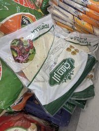 ماركت عراق • شارع خجو • مكياج عطور زاهي