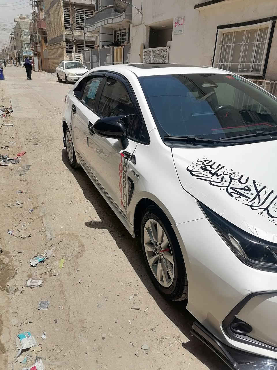 السلام عليكم ورحمة الله وبركاته
تويوتا كورلا تجميع صيني شكل الخليجي الساز موديل ٢٠٢٣ العلامة الزركة رقم بغداد باسمة ان شاء الله 
مكينة وكير وبطاريات وتبريد وصدر وداخل كلة جديد بالكارتون مكينة 1800cc
كير ثلاث وضعيات قيادة
بصمات ثنين وكتلوكات الشركة بيهة فرشات الشركة بعدهن بالنايلون مامفتوحات تبريد قطعتين 
شاشة كار بلي تحكم  فتحة بصمة لايت وبك لايت بلوجكتر كلة لد بيهة كت كامل شعراية مناقص من الدعامية للدعامية نضام ترحيب داخل احمر واسود  بين قوسين السيارة فول واحد على واحد اعلة فئة السيارة مكفولة من الصبغ والضربة بيهة مكانين بارد زغار مكينة وكير مامفتوحات شركة
مكان السيارة بغداد الأمين الثانية قرب جامع المحسن السعر ١٣٤ وبيهة مجال حيدر *********** او ***********
