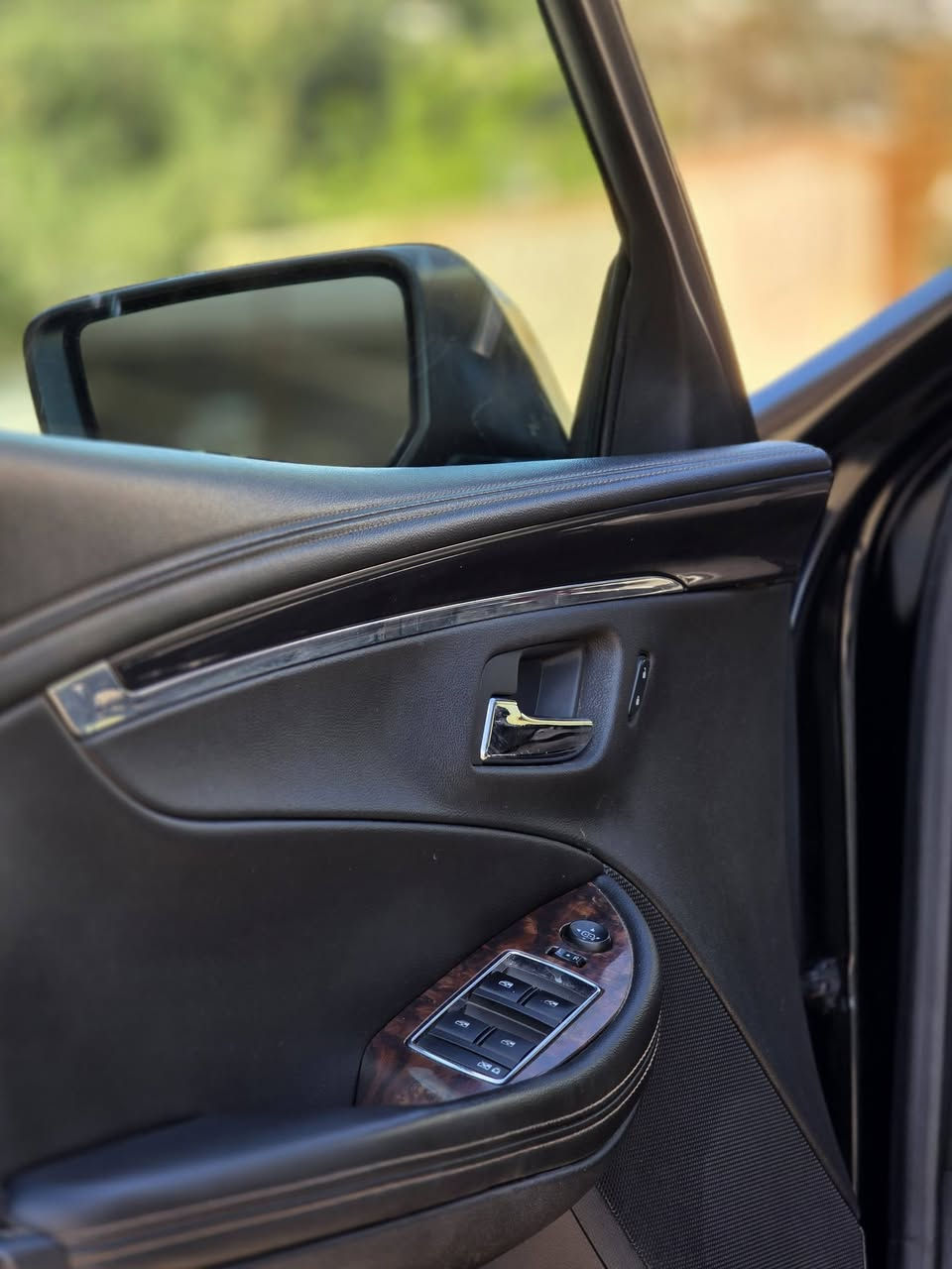 السلام عليكم
امبالا 2014 V6 كلين مكفوله عدا بارد بالجاملغ اربع
 اصابع بدون تبديل ولا صبغ 
كشنات كهرباء
كشنات جلد
هاند بريك بصمة
قاصه +شاشه +كامره 
رادار خلفي 
اشاير مري
مكينة ٦ سلندر ٣٦٠٠
ماشية ١٢٠ الف 
مكينه كير كفاله 
الاستفسار ***********
السعر ./129
