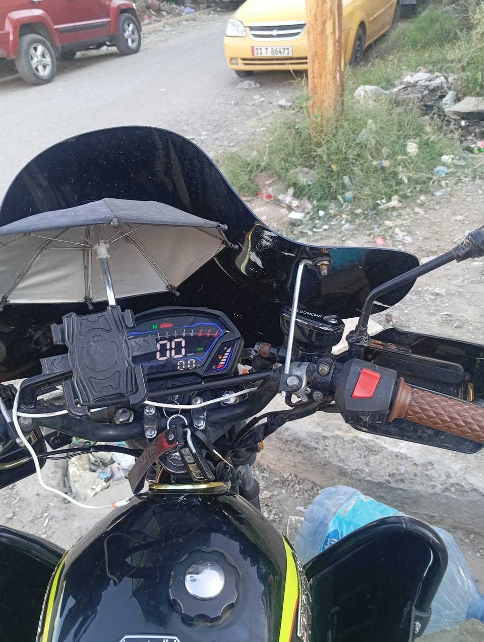 سلام عليكم سيفان كفاله عامه مكينه 150cc مكاني بغداد شعب حي البساتين سعر 850 وبيه مجال حك جيه ***********
