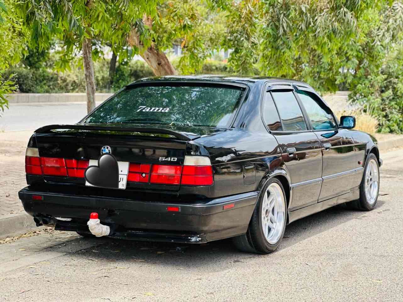 سڵاوی خواتان لێبێ
BMW525  گێر عادی    ١٩٨٩ کامل کراوە   بە ٩٥   بەس لە سەر  سەنەوی  ٨٩ یە کامل کراوە بە  ٩٥   گێڕ و مەکینەی  بە شەرتی  دە فیتەر    هەڵمیشی نیە      ناو غورفەی ٩٥  لەسەرە   ناو فۆرمیگاو    دەبڵ ئێر باگ   تەلە فون  کوشن جلدو  کارەبا  سکوان سەقەر      پێش  پان تەبرید  سارد و  گەرم     سەیارەکە    هی مەعرەز نیە   ماڵی دحستە  بەنزین کەم ئەخوات   

***********📞       
سعری🔥: ٥٤ وەرەقەو  مەعامەلە  برایانە 
 شوێن ::  سلێمانی 
 ٨ وەرەقەو  نیو  غەرامەی تیایە .. دوای مەعامەلە  ئەی گەرێنمەوە
