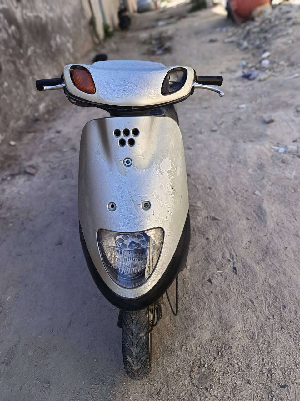 درجة منغولي لبيع نضيفه كلشي شغال بيه سلف هندر لايت مكينه ناعمه كفرها اصلي سعرها  200مكان ناصريه مركز وشراي ***********يتصل عله رقم
