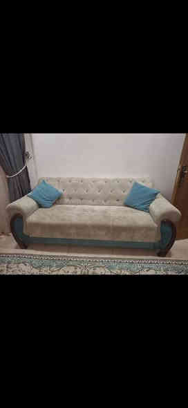 تخم ٧ مقعد المكان الدوره شارع المصافي السعر ٢٦٠ الف للاستفسار ***********
