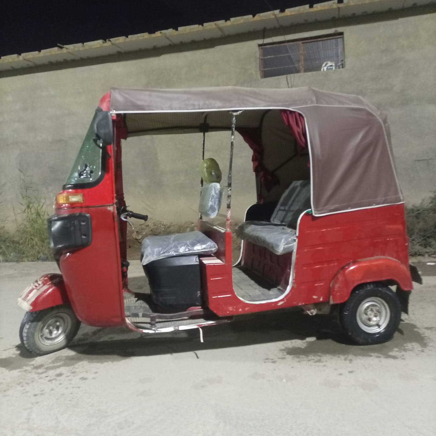 تكتك للبيع 2018 رقم ذي قار  انكليزي بأسمي تحويل مباشر  محرك 21     الاستفسار  ***********
