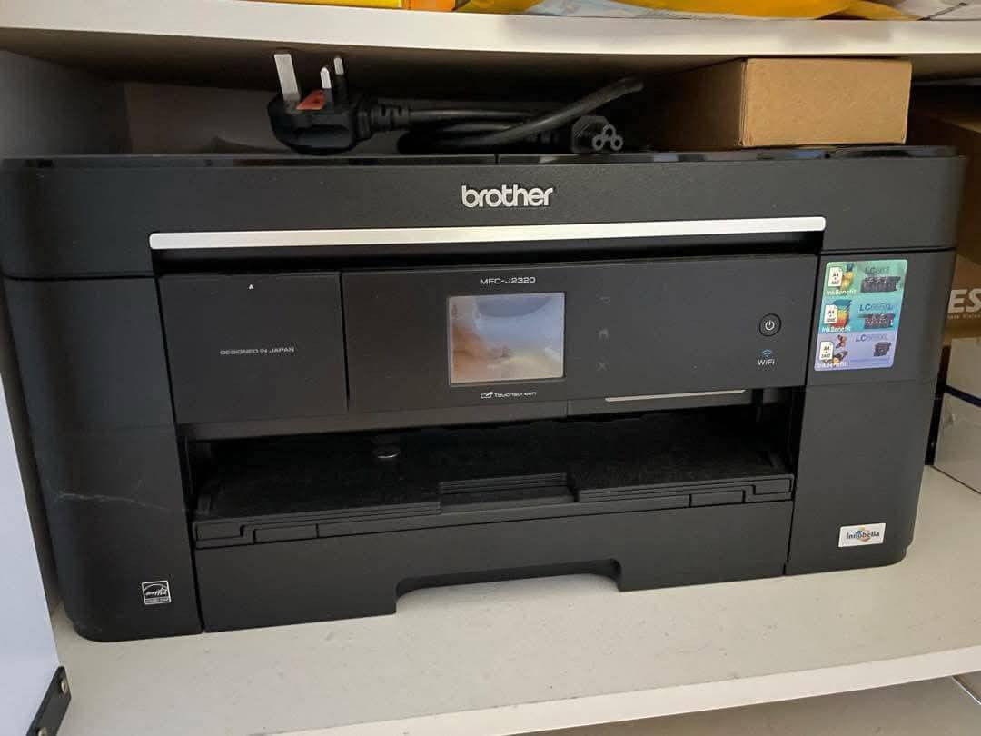 شنو رأيكم بهاي الطابعة 👇👇👇
عرض لحين انتهاء الكمية السعر القديم (٣٥٠) الف السعر الجديد (٢٥٠) الف طابعة برذر ياباني مستخدم خارج العراق نظافة عالية شرق الأوسط يعني كل قطع الغيار متوفرة وليس أوربي م مستخدم داخل اليابان نظافة عالية جدا  طباعة حجم الورق A3 من الحاسبة ومن السكنر  طباعة حجم A4 حقن  الاحبار خارجي (طباعة عن طريق الهاتف واي فاي
التوصيل مجانا كل العراق
 الاحبار سائلة سعر الاحبار ب ١٠ الاف  
طابعة و اسكنر و استنساخ ملون واسود  وتطبع pdf
وتطبع ورق ستيكر وتطبع ورق صور وورق شفاف
وطباعة الملازم الدراسية 
طباعة الصور بدقه عالية   
١٤ نسخة بالدقيقة 
الطباعة حجم الورق /A3/A4 /A5/A6 
 كيبل كهرباء اصلي 
كيبل حاسبة اصلي 
قرص تعريف 
احبار 
التوصيل مجانا 
 ضمان ٧ ايام


**إذا كنت صاحب هذا الإعلان وتريد حذفه لأي سبب، رجاءا أرسل رسالة إلى الدعم الفني**