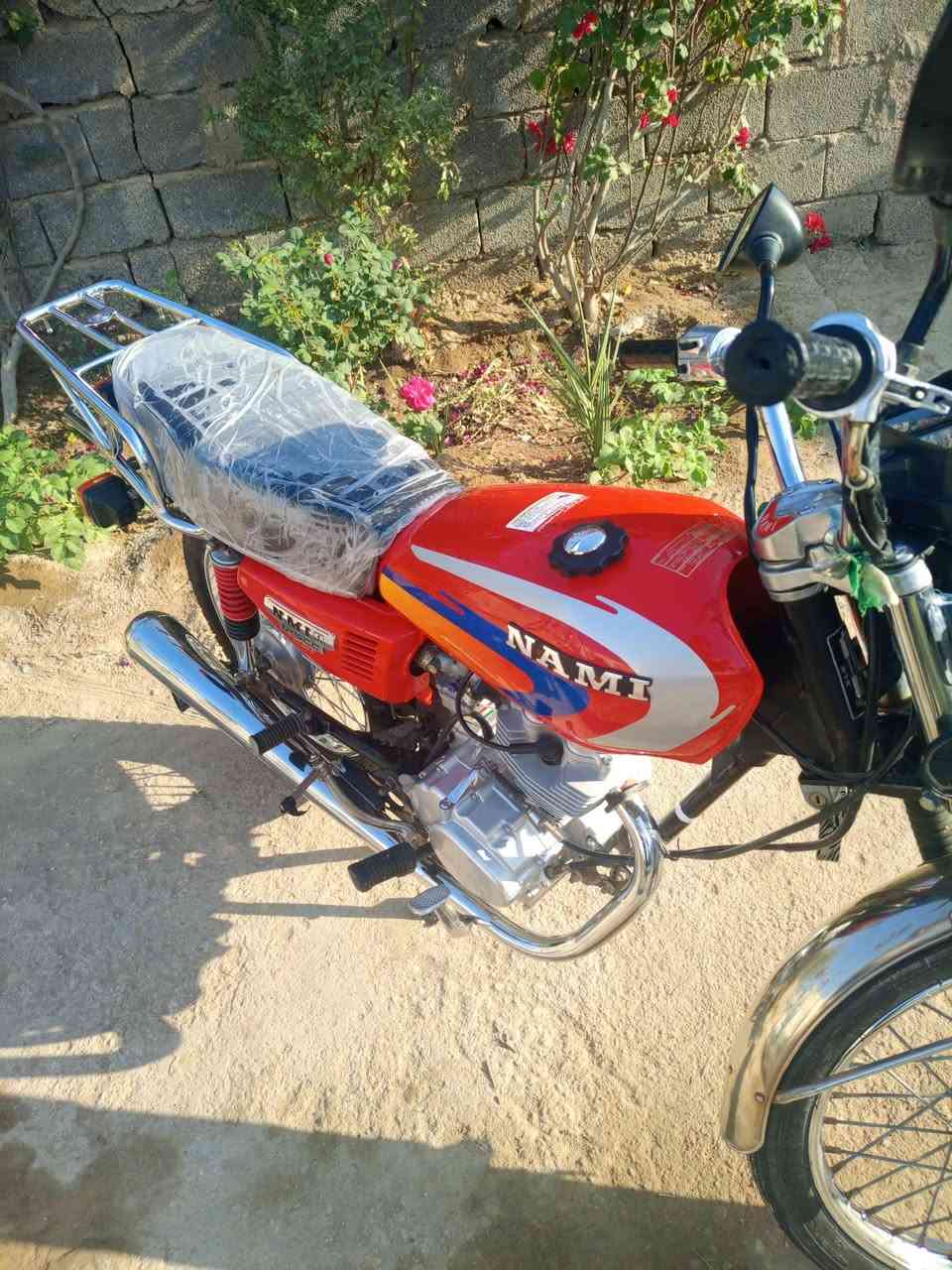 السلام عليكم دراجه اربعه كير للبيع
موديل 22 اوراق اصولي
دراجه جاهزه وخير من الله
خاص مغلق
مكان كوت حي الجهاد
رقم الهاتف ***********
