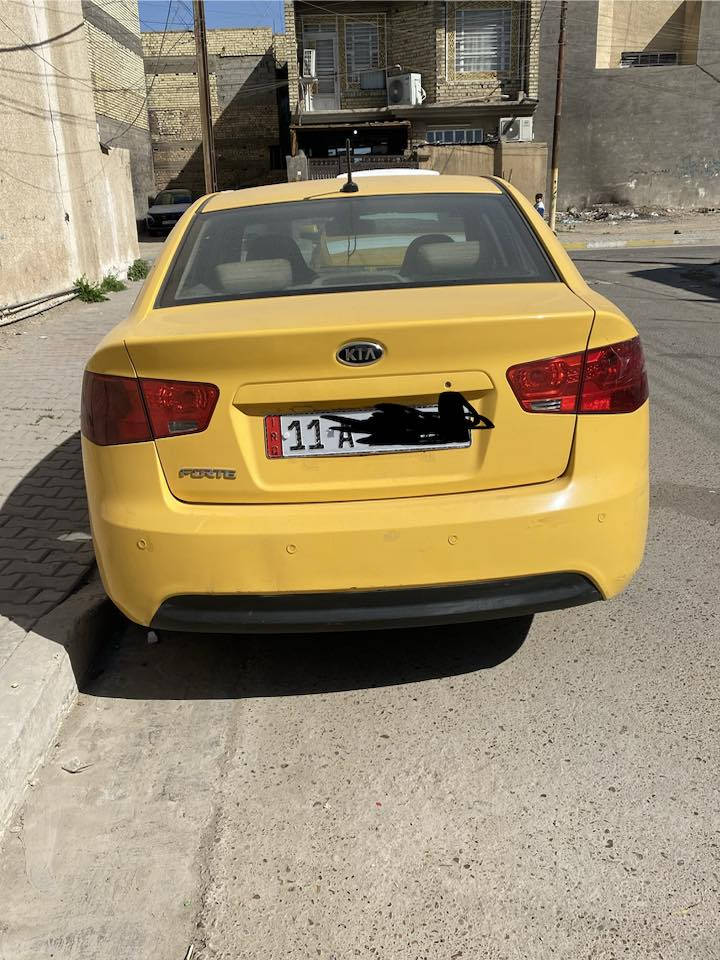 السلام عليكم 
Kia فورتي 2013
فول تحكمات مقود
حساسات خلفيه
تخم تاير جديد
السياره باسمي شرط التحويل 
مكان السيارة بغداد جسر ديالى القديم
***********
*********** واتساب 
السعر 85 و بيه مجال 
اتصل و بخدمتكم
