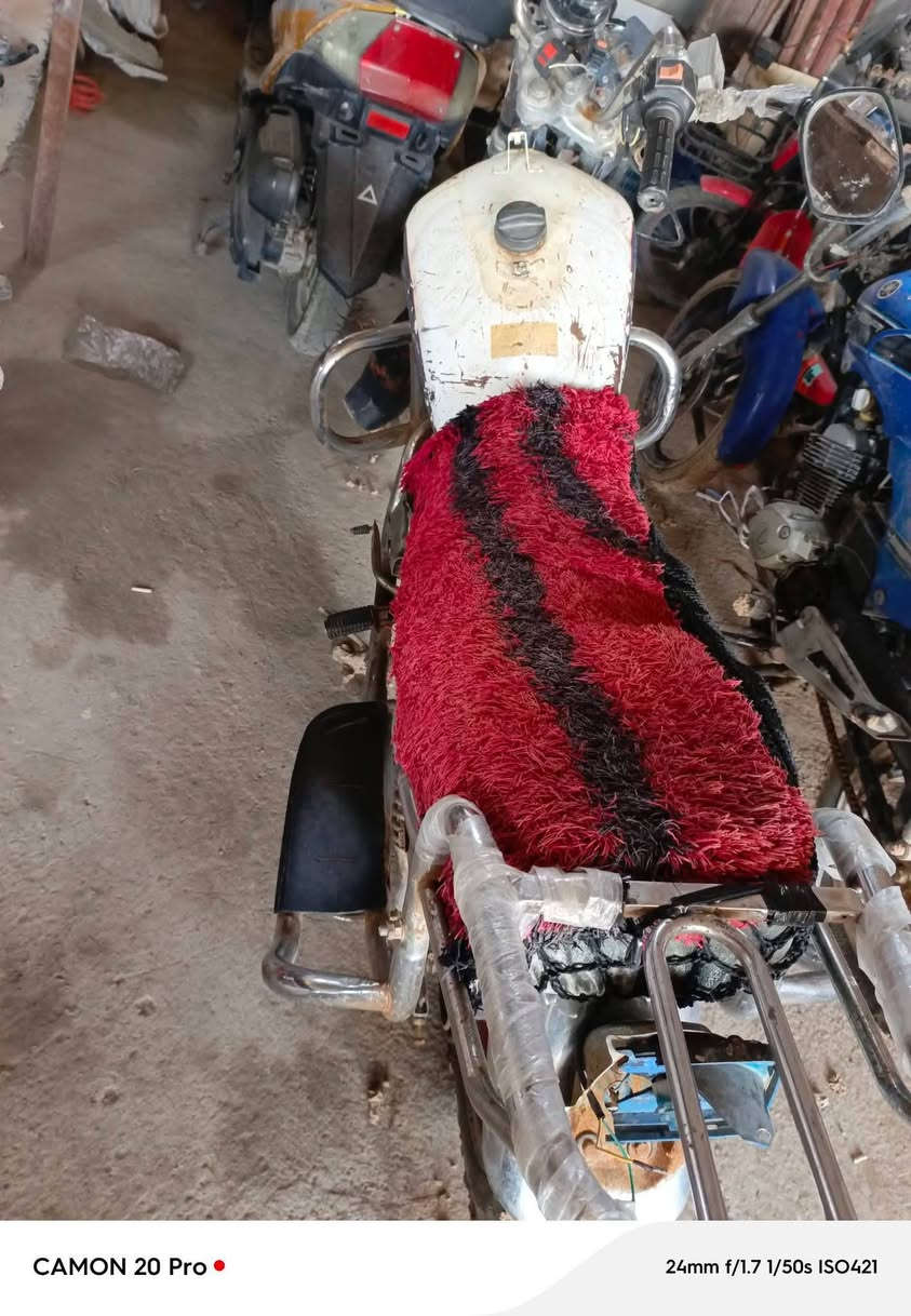 سلام عليكم دراجه البيع مكان ديالى بعقوبه *********** خابر بيك خير ودلل
