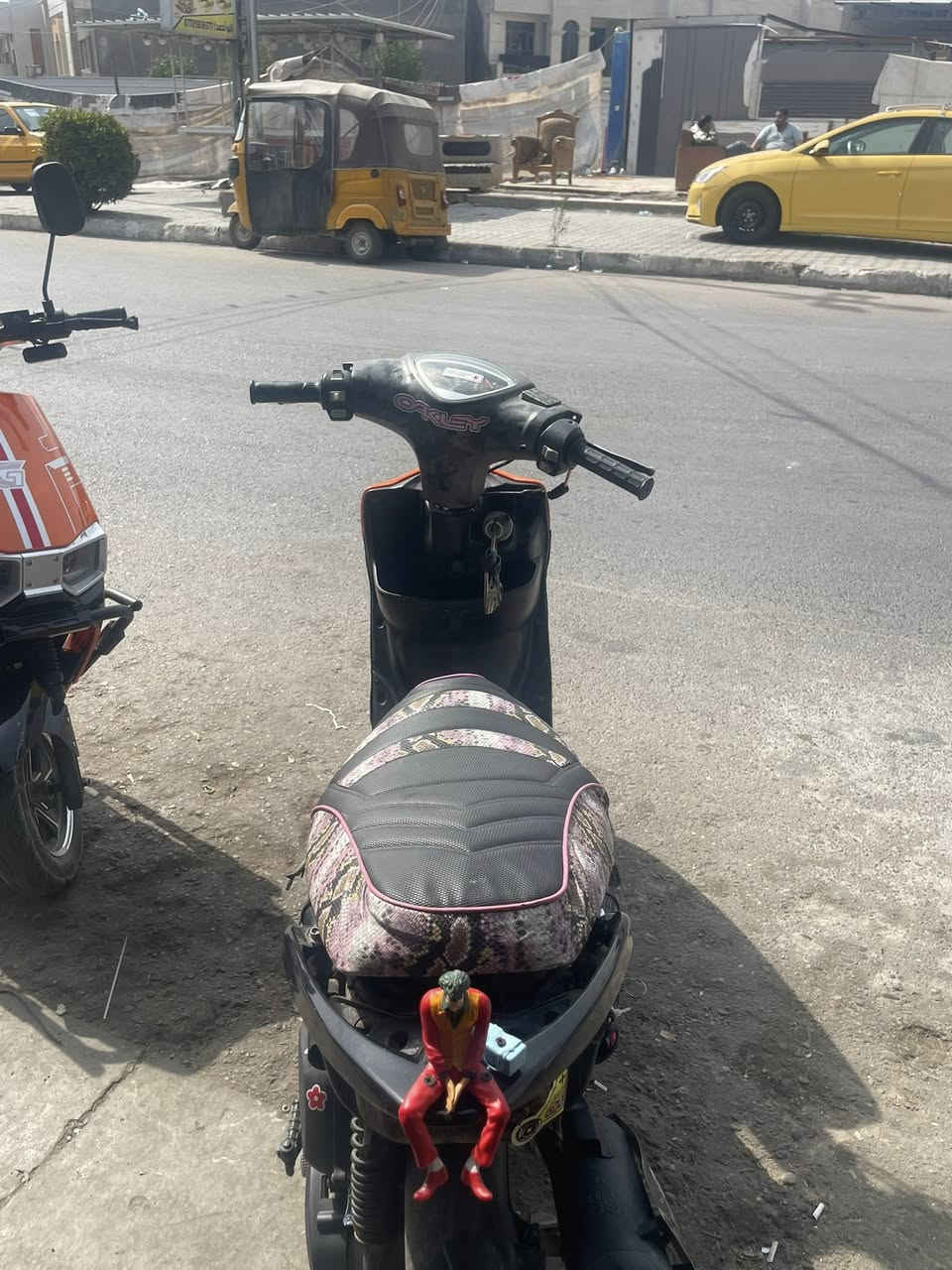 السلام وعليكم ماكس بلاديه للبيع شرط الشلعه والمعدل سلف وهندر بيه كلجات و اوياله اصلي
قبق فلاوين وقطره وشوته أربع ولفات 

للبيع بغداد الجديده شارع المسبح 

***********
