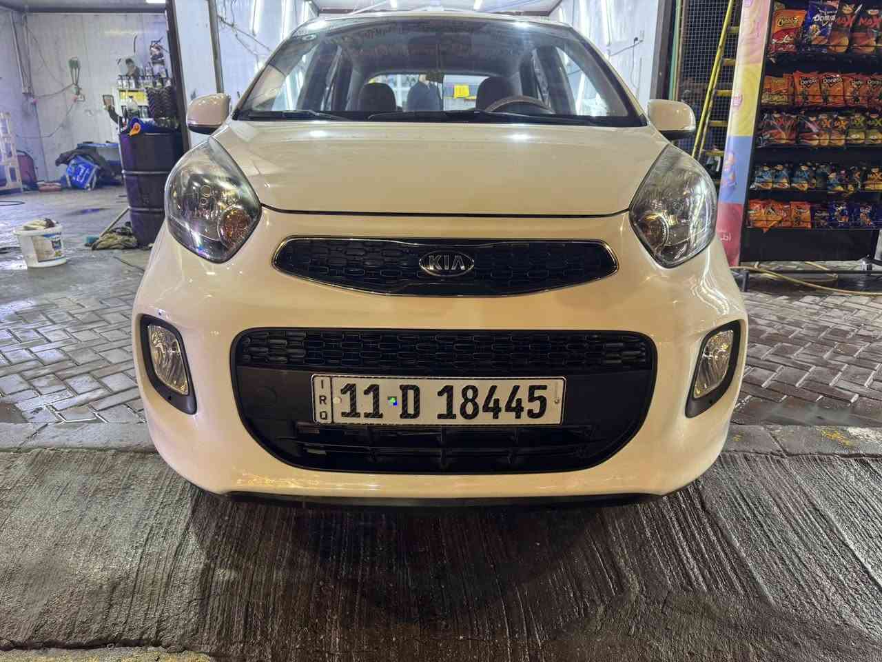 ً
السلام عليكم كيا بيكانتو 2016 خليجي جديده  رقم بغداد بسمي سنويه جديد وهزه جديد جاهزه من كلشي حيل ماشيه 46 محرك أربعه سلندر  موصفات بصمه تشغيل وابواب مري شفط اشاير مري حساس خلفي شاشه وكامره  ويل كب  بلوجكتر مكان بغداد المنصور *********** سعر 94 وبيه مجال الطيبين
