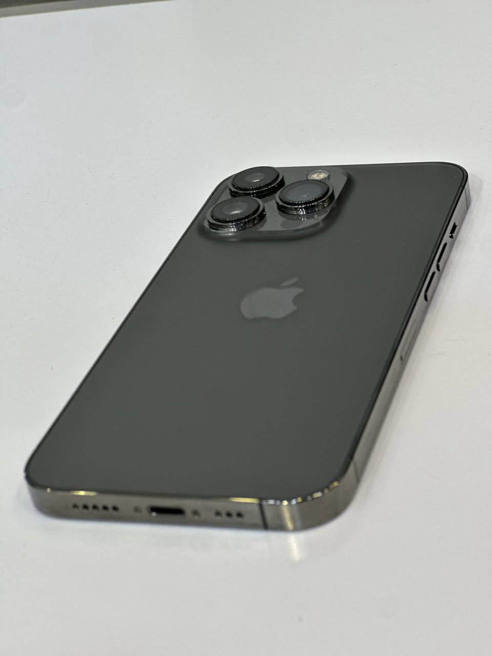 ايفون 13 برو فقط
نموذج M شرق اوسط كارتونه الاصلي نضافته 100% ذاكره 128 بطاريه 80 شحن ممتاز لين الجهاز اصلي ما مفتوح سعر 590 مكاني شارع السعدي ***********
