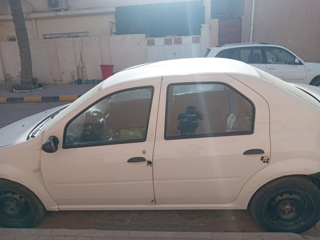 سياره رينو ٢٠١١ للبيع
الرقم:***********
