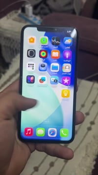 ايفون 11 برو ماكس ذاكرة 64 بطارية 74 بلادية شاشة مبدلة من شركة ابل بال...