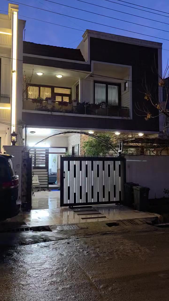 دار للبيع ٢١٣م اربيل حي فرمان بران قاطع ستة الاف 
#عقارات #foryoupage #erbil #اكسبلور 
للاستفسار يرجى الاتصال على الأرقام التالية: 
***********
*********** واتساب
