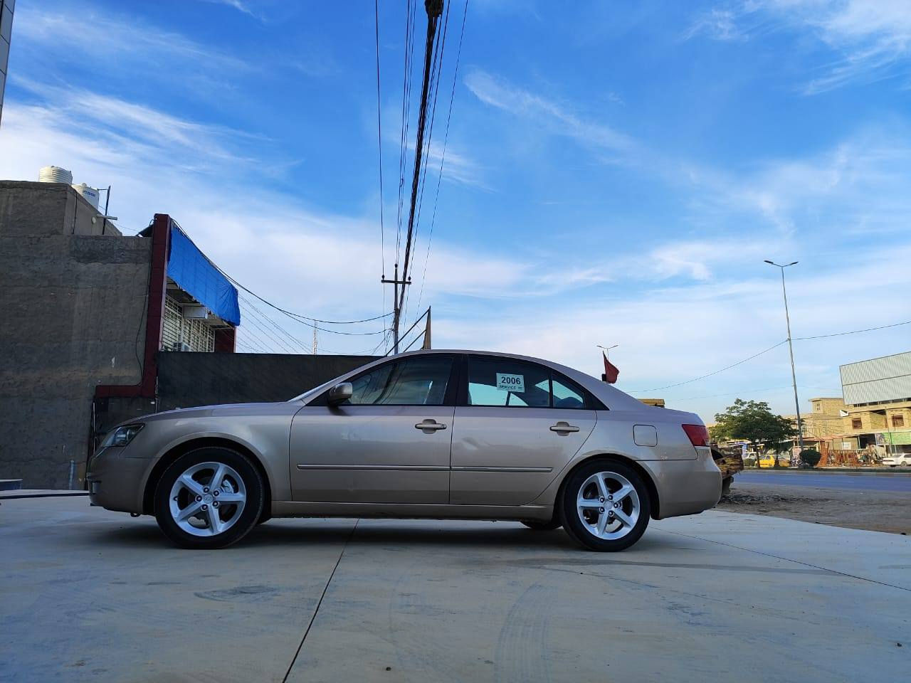 سلام عليكم سوناته 2006 خليجي محرك 2400 رقم بابل تحويل مباشر السياره مكفواله من اي طخه من اي فتح. شرط الفحص حداديه محرك كير كله جديد بيه صبغ 4 قطع اثر جراد.  مكاني بابل سده الهنديه  ***********
