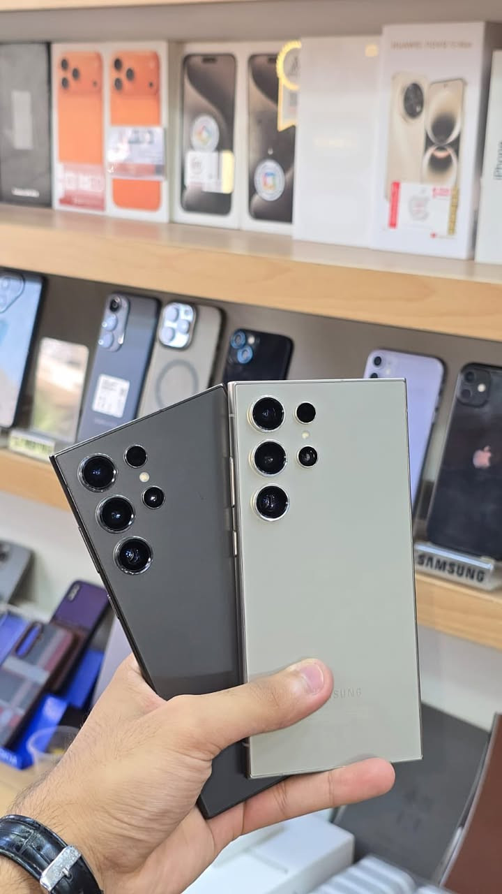 Samsung S24 Ultra 🔥🔥
نظافه 100/100
كامل ملحقات 
بسعر كلش حلو 

📍الديوانية_شارع المصورين _مكتب علي 2
📞***********
