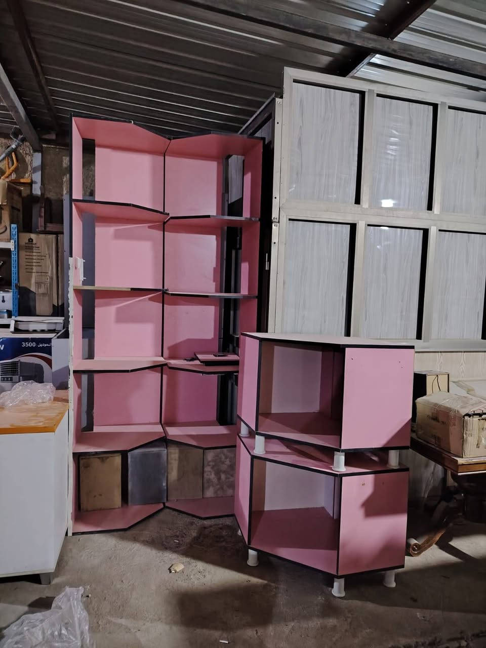 #محل_سكرابچي_للأثاث_الجديد_والمستعمل
ماتحتاجه العائلة تجدونه لدينا

هيت الجمعيه الثانيه قرب جامع دبو وسكلة الحمزه
متواجدون العصر وبالليل
***********
البيج الخاص بالمحل هيت سكرابجي
