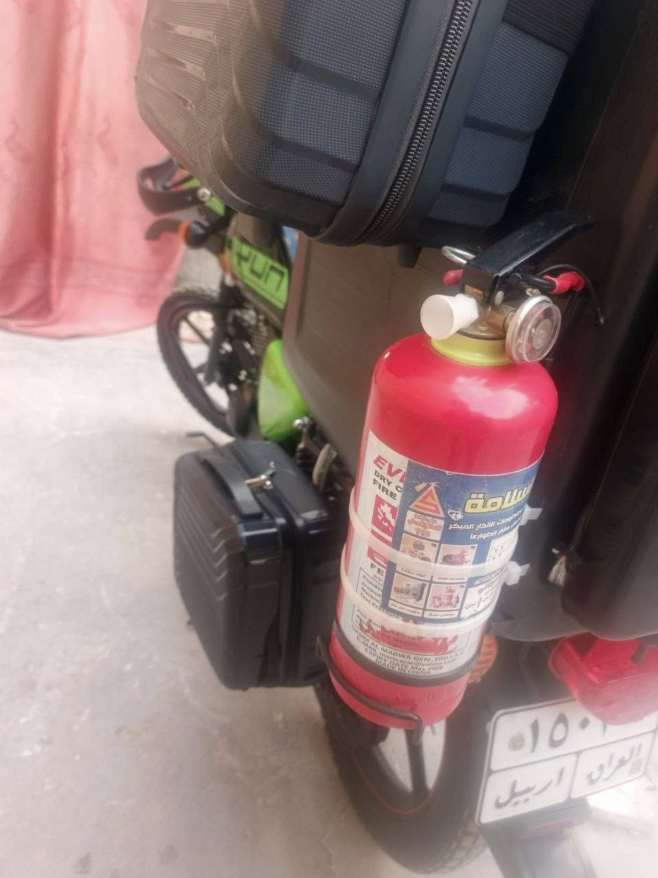 السلام عليكم ما شاء الله
دراجه للبيع : النوع دايوان جبلي 200 cc

المديل : 26 الجديد رقم اربيل مداور شرط

الدراجة حالة الوكالة ما مبدل اي شي 

عدسه زنون LID عالي ناصي 

داش كام رباعي تصوير ليلي نهاري أصلي

جنط عدد 4 اصلي عظم مو قماش 

صندوق رمز سري انتيكة أمزون رصاصي

طفاية حريق كيلو اصلية 

جنطة اسعافات أولية كلشي موجود بيها 

صندوق اسعافات جانبي احمر 

صندوق دلفري كامل معه تجوه 

ستاندات مبايل عدد 2 اصلي مانع إهتزاز 

سعر الدراجه : 2600 بيها مجال 

رقم التلفون : ***********
