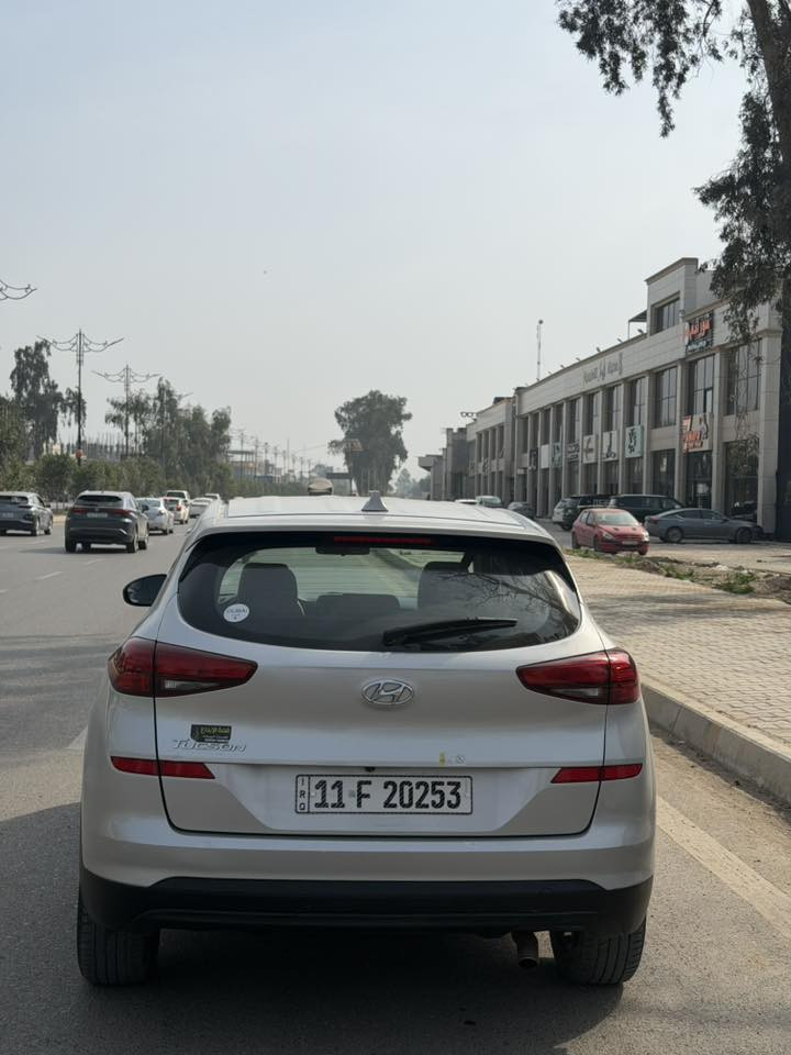 يا الله السلام عليكم من رخصه الادمن المحترم هونداي توكسان 2019 رقم بغداد تحويل مباشر بيه صبغ بس البنيد 
شاشه 
كامره 
ويل خليجي 
رادار 
مكينه 2000 جي دي اي 
ماشيه 90 الف 
السعر145قفل قفل قفل  
العنوان ديالى تقاطع القدس 
***********
