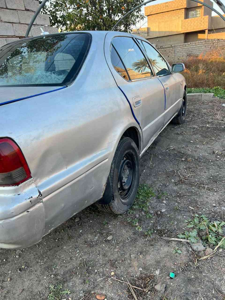 السلام عليكم سيارة كامري موديل 97 رقم بغداد الماني سعرها 38 بيهة مجال قليل غيري متواجدين على الفيس للستفسار (***********)=(***********)
