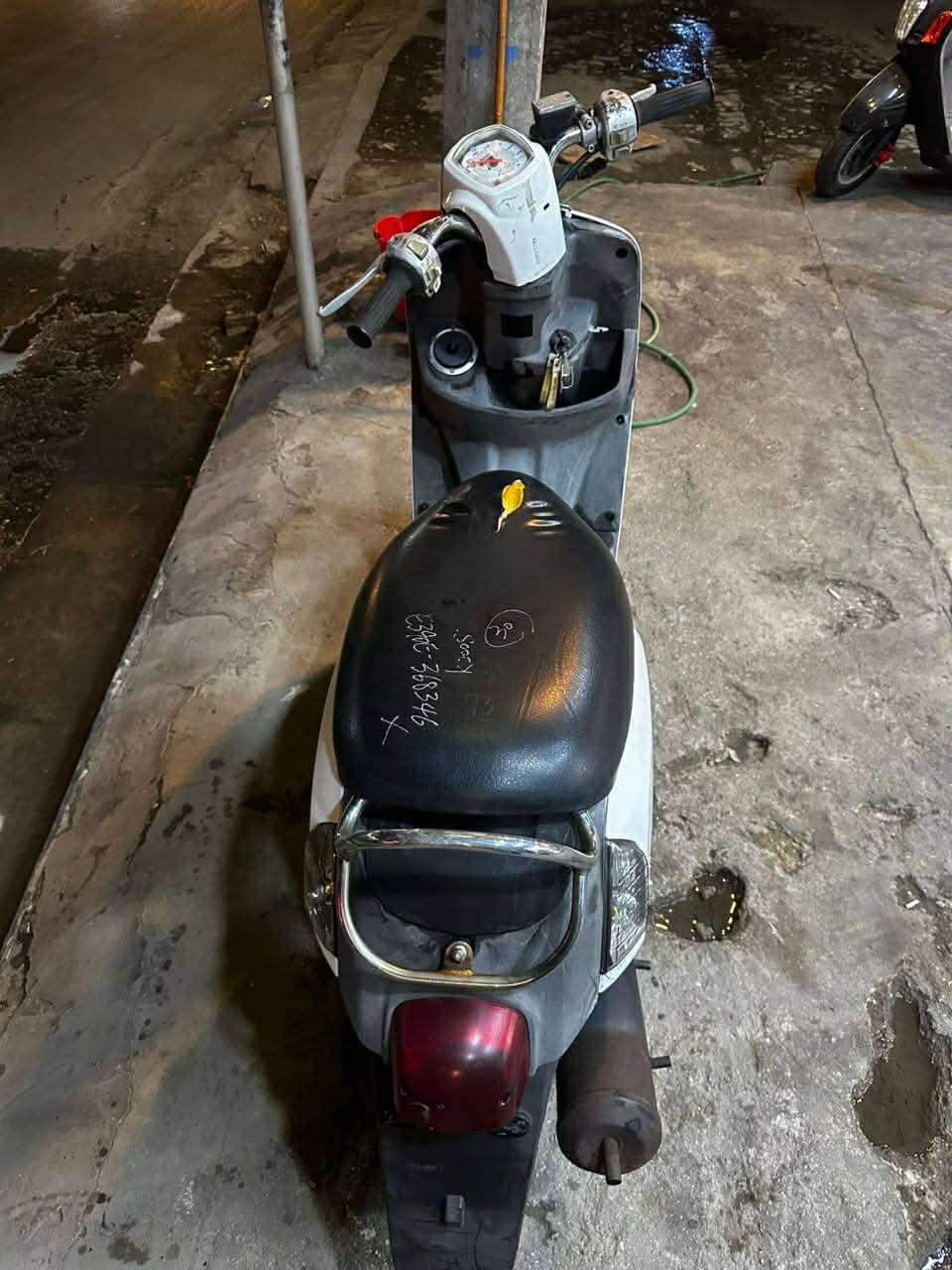 السلام عليكم 
دراجه للبيع بوليسي ختم واحد مكفوله الوصل مالته موجود ما مفتوحه ***********
