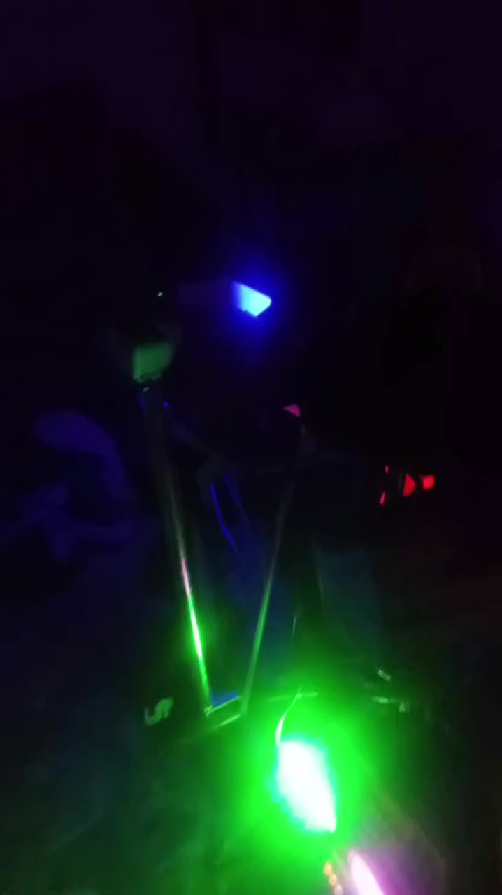 سلام عليكم بايسكل بناتي جديد ومتعوب عليه يشهد الله ظامه فوك حته ما اطلع بي حجم 27 مكاني بغداد البياع شرطه الخامسه يم النهر مال اسويب الاستفسار على هاذه الرقم ***********
