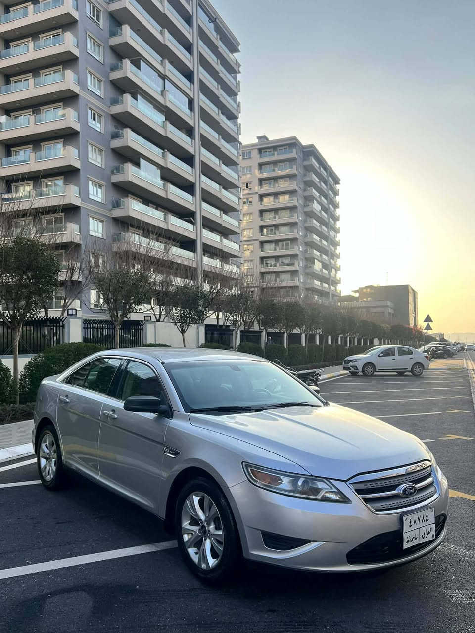 Ford Taurus 2012 NIVA
فورد توروس ٢٠١٢ خلیجی نیڤا
مواسەفات
کوشن کارەبا
١٢٠ هەزار ڕۆیشتوە
بێ بۆیاخ بێ شوخت تەنانەت دەعمیەکانیشی بۆیاخی نیە
گێڕو مەکینەی بەشەرت
سەنەوی تا ٢٠٢٧ تازەیە
شوین سلێمانی
***********
بە ناوی خۆمە وەیە
