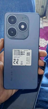 جهازين للبيع الاسود ذاكره 256 والابيض ذاكره64 ثنينهن ب150+ 07769474914