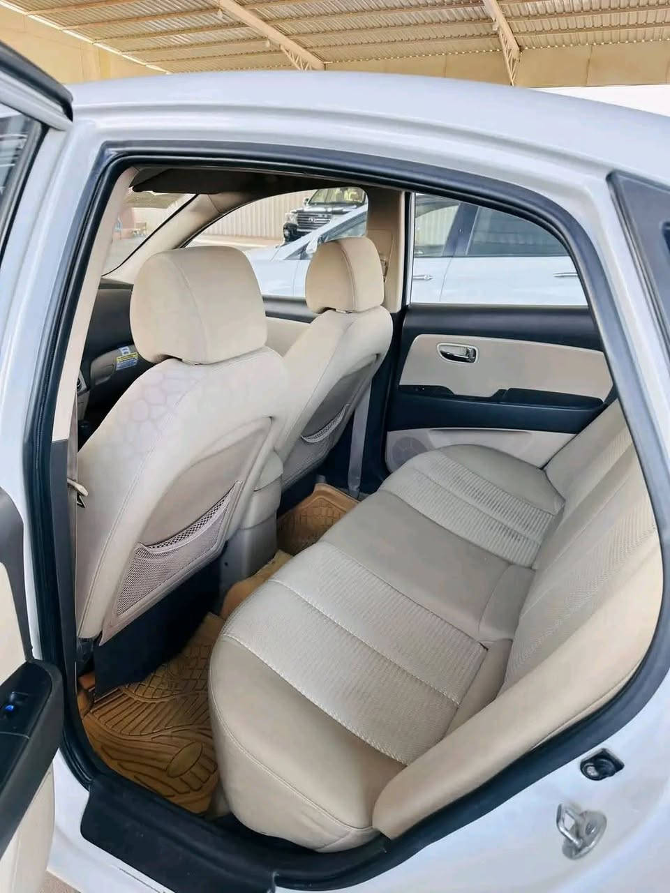 السلام عليكم 
النترا موديل 2011 خليجي 
موصفات شركة  العامه للسيارات 
مكفولة من صبغ ضربا تبديل وضع شركه  
مكينه 2000 دوش 
كير مكفول 
حداديه مكفول 
تبريد شغال ثلج 
تخم تاير 
السعر 90 وبيه قليل مجال 
باتري جديد 
للإستفسار غير متواجده على الفيس السلام عليكم 
النترا موديل 2011 خليجي 
موصفات شركة  العامه للسيارات 
مكفولة من صبغ ضربا تبديل وضع شركه  
مكينه 2000 دوش 
كير مكفول 
حداديه مكفول 
تبريد شغال ثلج 
تخم تاير 
السعر 90 وبيه قليل مجال 
باتري جديد 
للإستفسار غير متواجده على الفيس ***********
