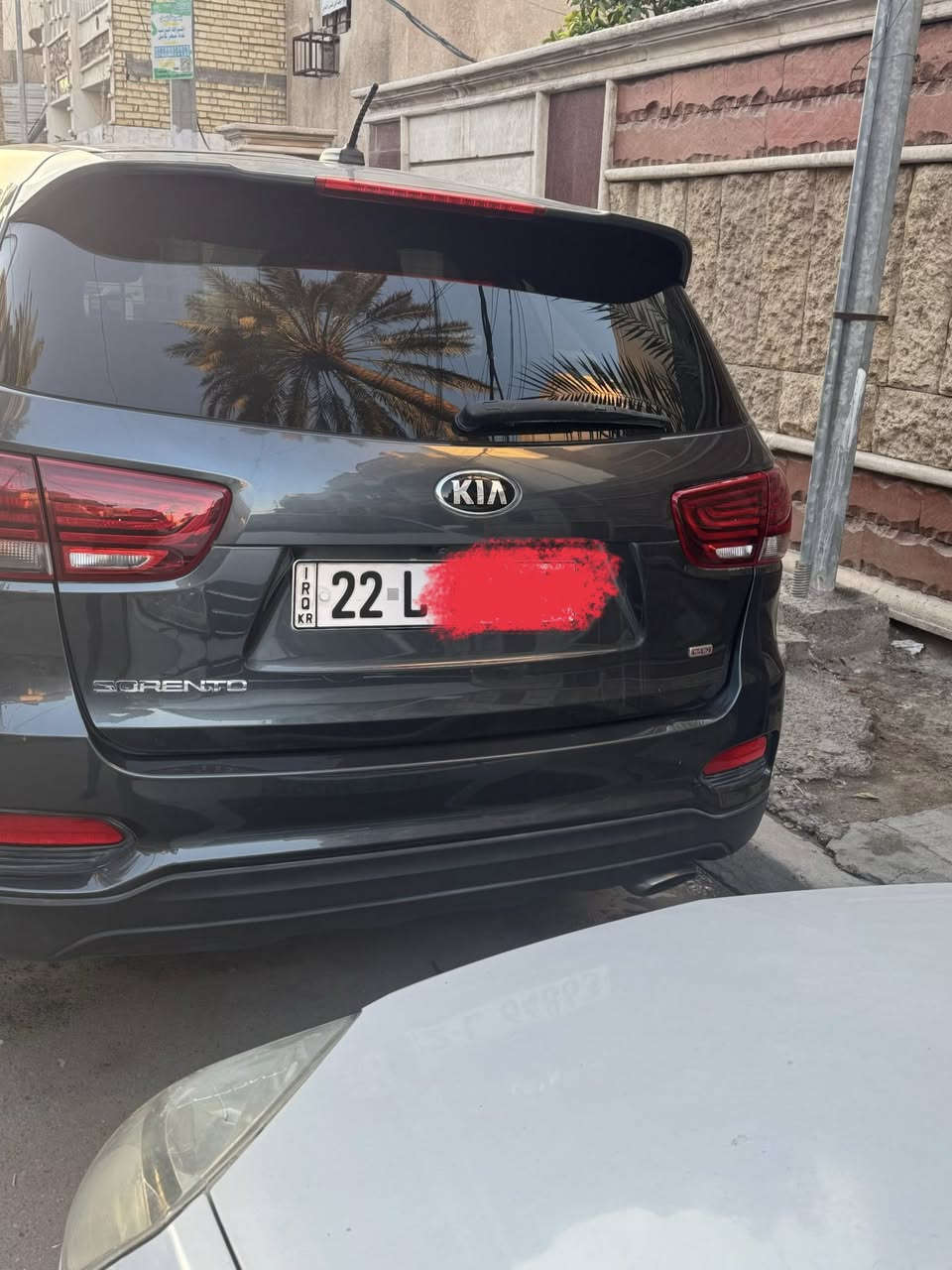 السلام عليكم سورنتو موديل 2020 وارد امريكي رقم اربيل باسمي 4 سلندر محرك 2400 7 راكب سياره ماشيه 49 ميل بعدها على وضع الشركه من محرك استخدام كلش قليل تم اعاده تعميير مكان الحادث قبل شهرين  
السعر 180 @ ***********
