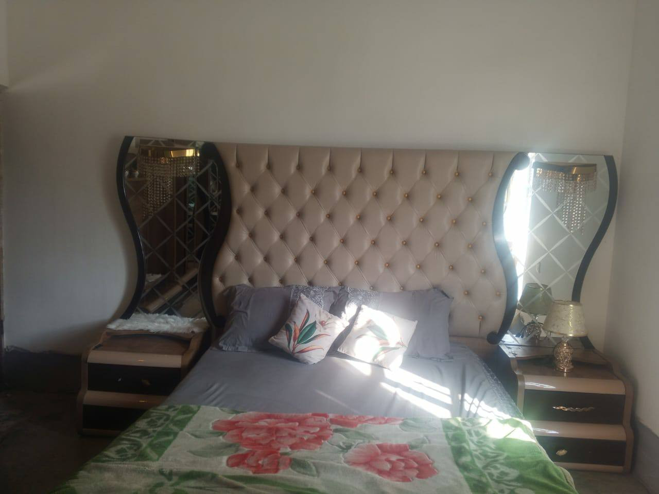 غرفه نوم اخت الجديده تركيه سعر 900مكان بغداد أبو غريب ***********
