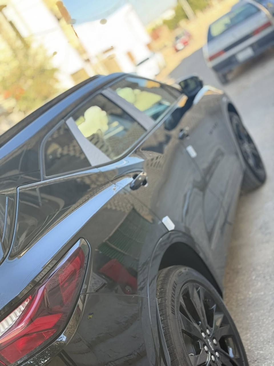 شوفرليت بلايزر RS للبيع(مكفوله من الصبغ والتبديل) ضرر بسيط مصلح بارد فقط الجاملغ الامامي الباقي كفالة

شوفرليت بلايزر 2022 RS شكل الجديد  

رقم اربيل هزة جديدة 

ماشيه  70  الف كيلو قابل للزيادة 
المواصفات
------------
محرك 6 سلندر 3600
تشغيل بصمة
تشغيل عن بعد
خمس بصمات 
كشنات جلد
كشنات تدفئة
الكشنات الامامية كهرباء
شاشه العدادات ديجتل
استيرن تدفئة
شاحن موبايل Wireless 
رادار امامي (تحديد مسار) 
رادار جانبي (نقاط عمياء)
جنطة كهرباء مع فتح ذاتي عن طريق القدم
اشارة بالمراية
شاشة وسط
اندرويد أوتو Android Auto
كار بلي Apple Car Play
مانع انزلاق+ABS
منافذ AUX+USB
توقف ذاتي Auto Stop
سايد بريك كهرباء 
مثبت سرعة
تحكمات استيرن
ويل كب كروم 
نظام صوت bose🎼
مكان السيارة النجف
السعر 260 ورقة وبيها مجال حك جيتك
‏‭٠٧٩٠ ٢٤٦ ٧٧٠٦‬
