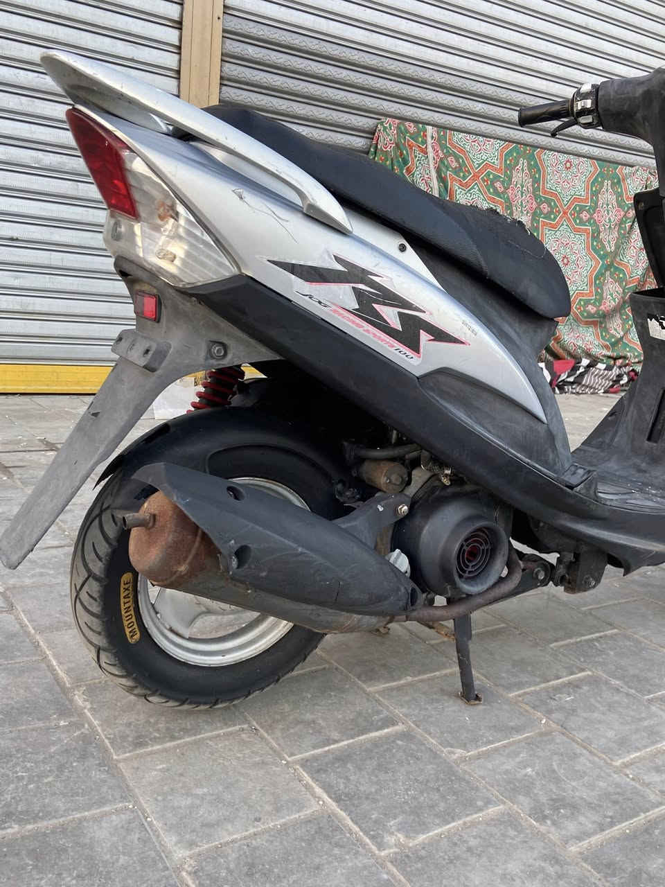 سلام عليكم ماكس عدله للبيع 

دراجه بلاديه رمبه نازله صالها 3اشهر 

نكره سلف باي وقت يعجبك كلها شغال

سعر ((650)) وبيها مجال. لعنوان بغداد حي لبتول

***********
