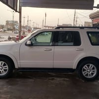 فورد اكسبلور موديل عشره لبيع السعر 120 وبيه مجال 07828131538